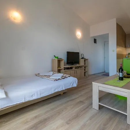 Apartment In 41207 Crikvenica