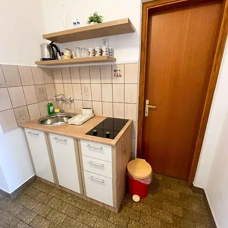 In 41207 *